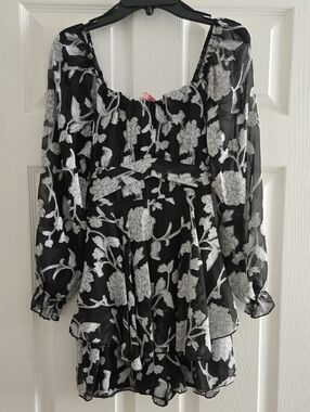 Black & White Floral Sheer Long-Sleeve Romper Size 14